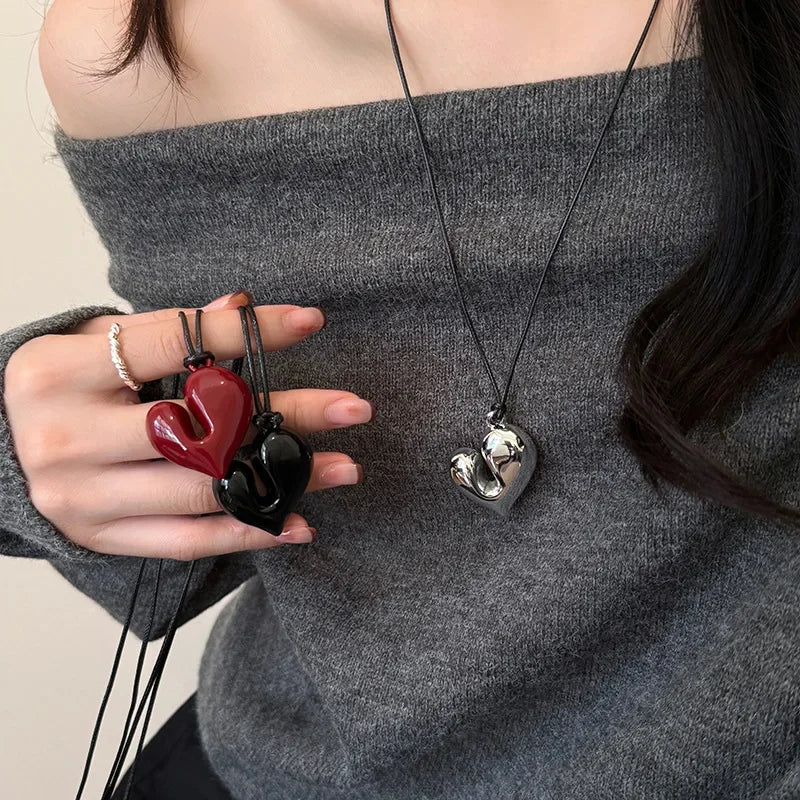 Red Heart Pendant Necklace Vintage 80S Aesthetic Love Inspired Choker New Fashion Romantic Heart Necklace for Women