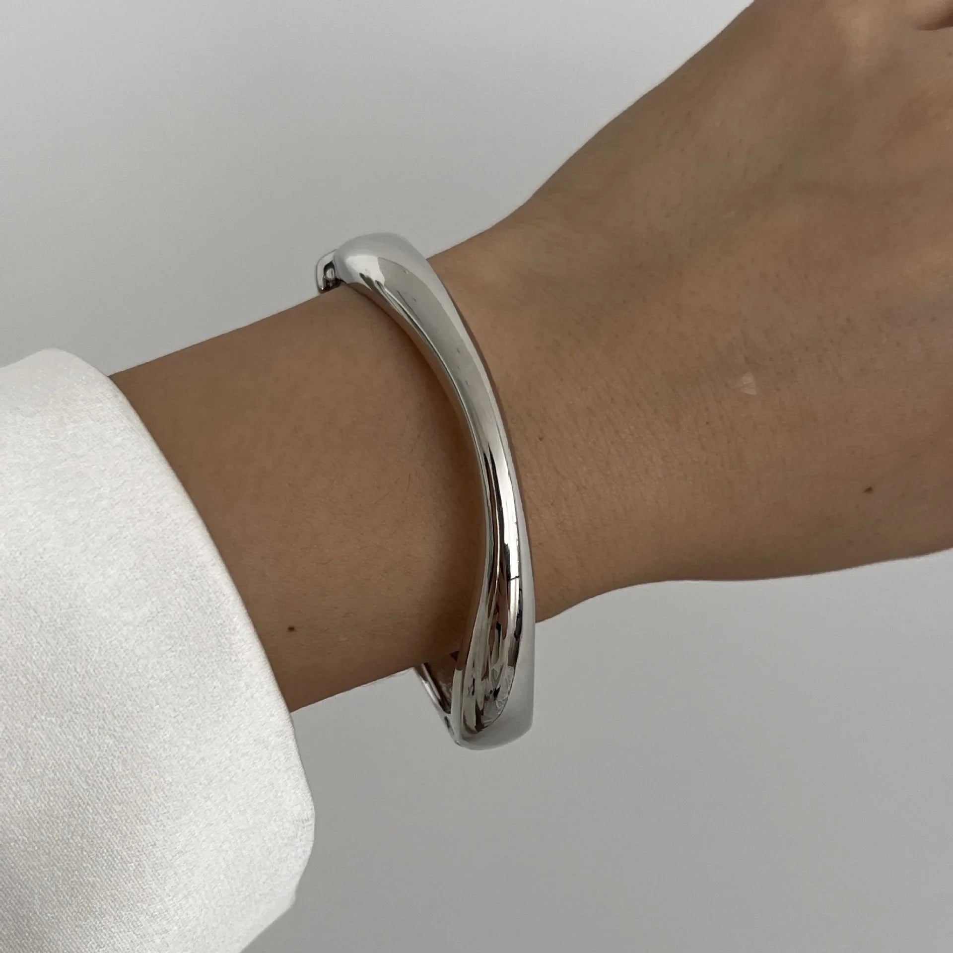 Vintage Hip Hop Metal Cuff Bangles Punk Gold Silver Color Geometric Spring Bangles for Women Men Unisex Bracelet Jewelry