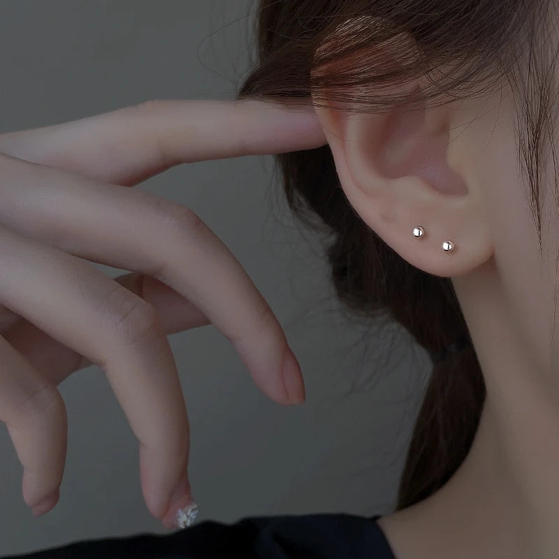 Korean Arrival Metal Trendy Fresh Lovely Sweet Grey Leaf Stud Earrings for Women Fashion Jewelry Gifts